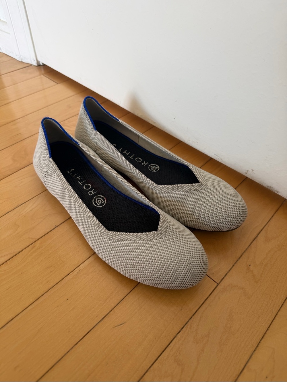 Rothy’s Women’s Flats Size 9 Gray Blue Trim Washable Knit Ballet Shoes